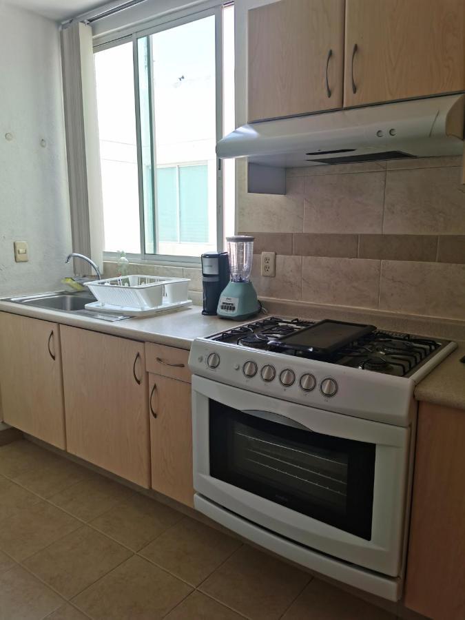 Homestay Happy Little Chicago Wtc *